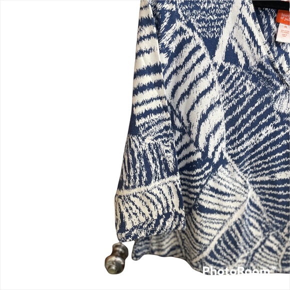 Womens Top Size XL EUC - Picture 3 of 6